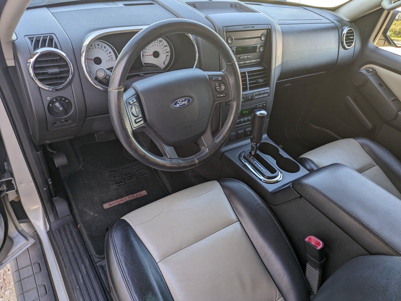 2007 Ford Explorer Sport Trac Vehicle Photo in Bradenton, FL 34207