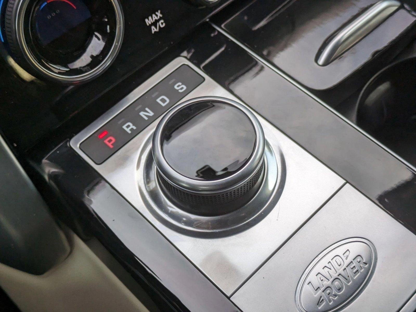 2022 Land Rover Range Rover Vehicle Photo in Bethesda, MD 20852