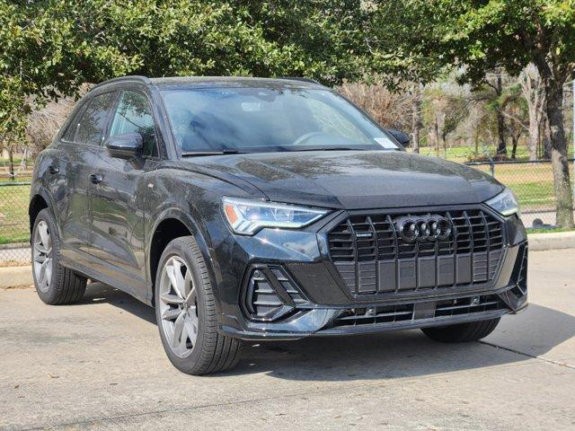 2025 Audi Q3 Vehicle Photo in HOUSTON, TX 77090