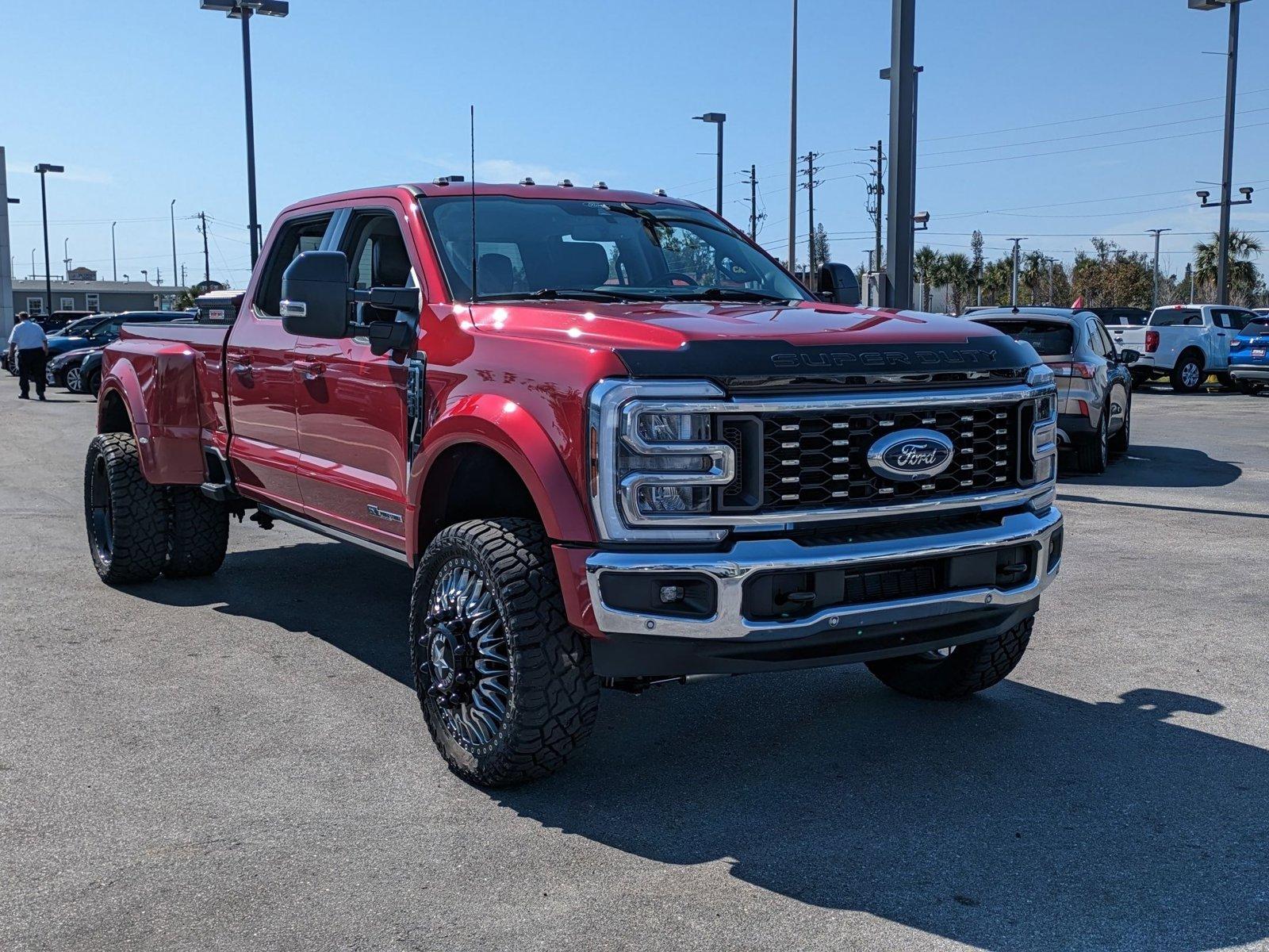 2024 Ford Super Duty F-450 DRW Vehicle Photo in Bradenton, FL 34207