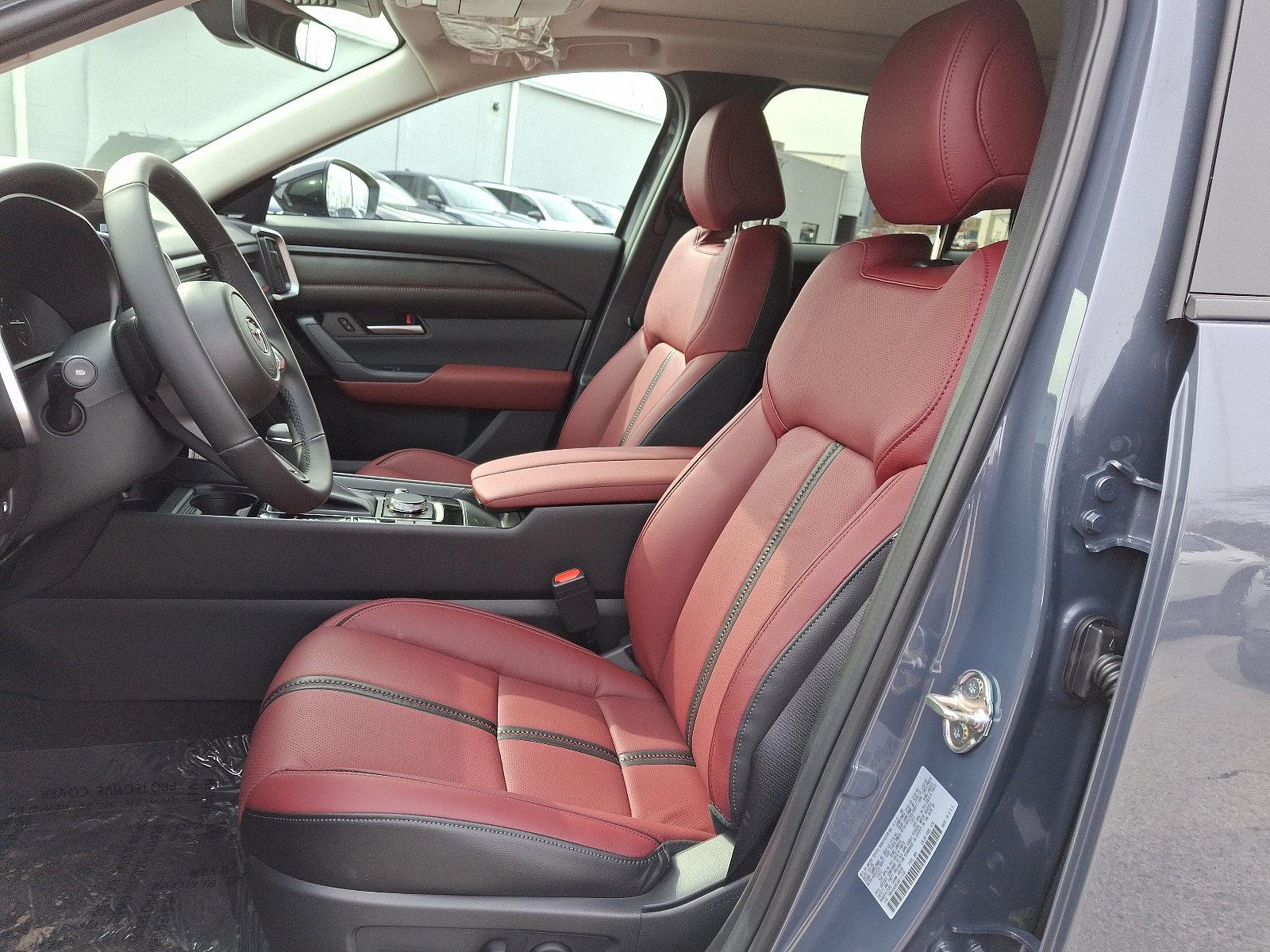 2025 Mazda CX-50 Hybrid Vehicle Photo in Trevose, PA 19053
