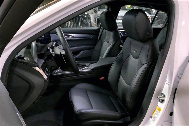 2025 Cadillac CT5 Vehicle Photo in KANSAS CITY, MO 64114-4545