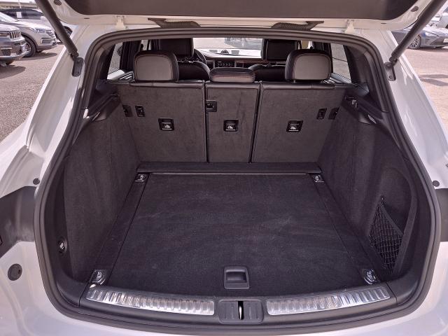 2018 Porsche Macan Vehicle Photo in NEDERLAND, TX 77627-8017