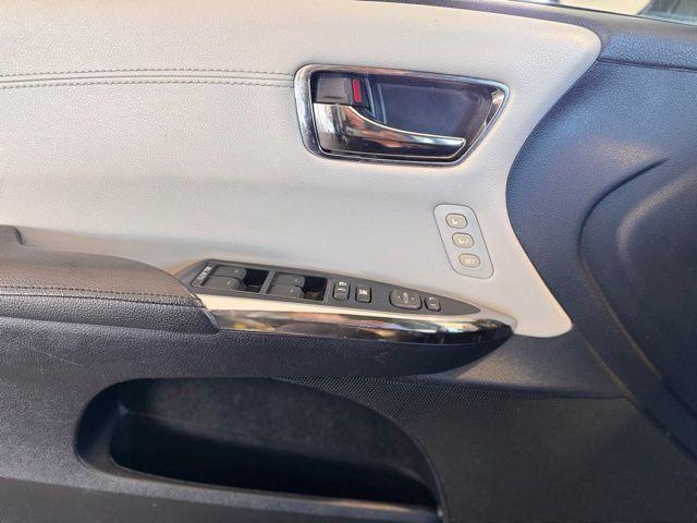 2015 Toyota Avalon Hybrid Vehicle Photo in DELRAY BEACH, FL 33483-3294