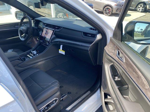 2024 Jeep Grand Cherokee 4xe Vehicle Photo in Doylsetown, PA 18901