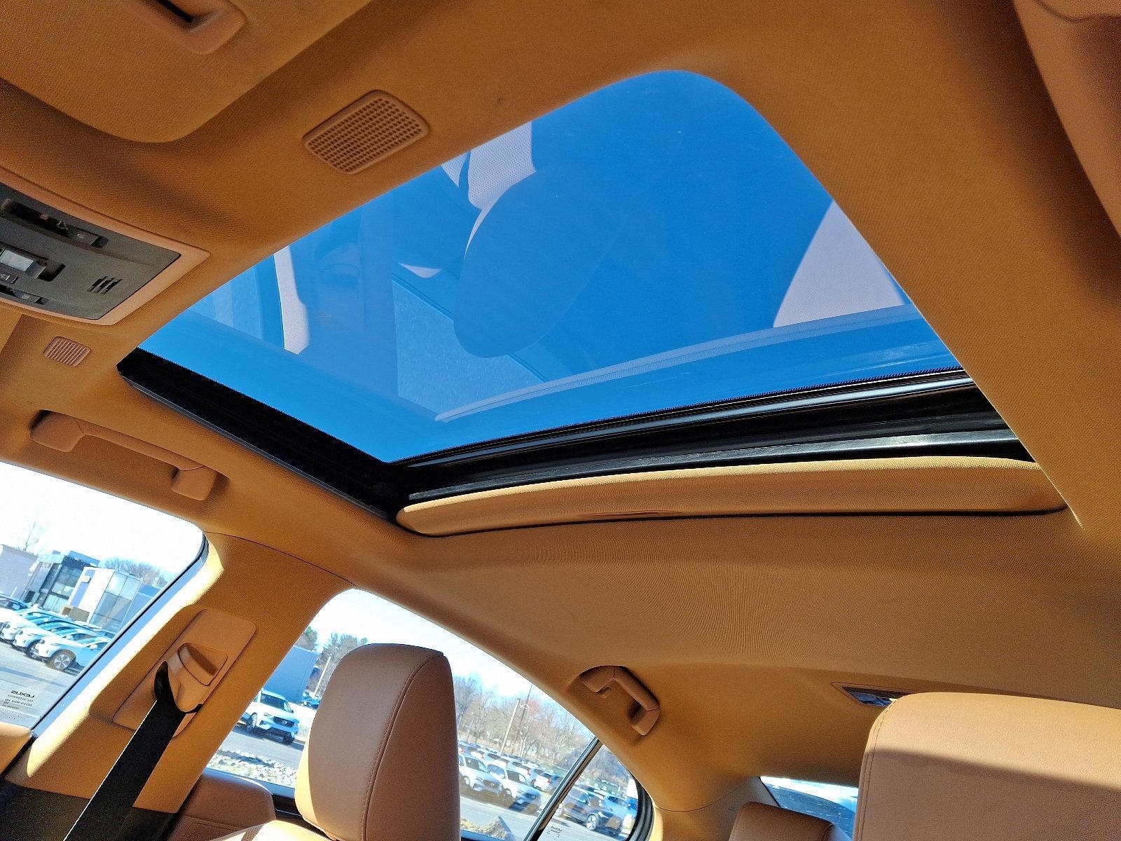 2022 Lexus ES 350 Vehicle Photo in Trevose, PA 19053