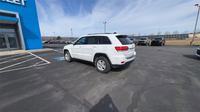 2015 Jeep Grand Cherokee Vehicle Photo in TULLY, NY 13159-3159