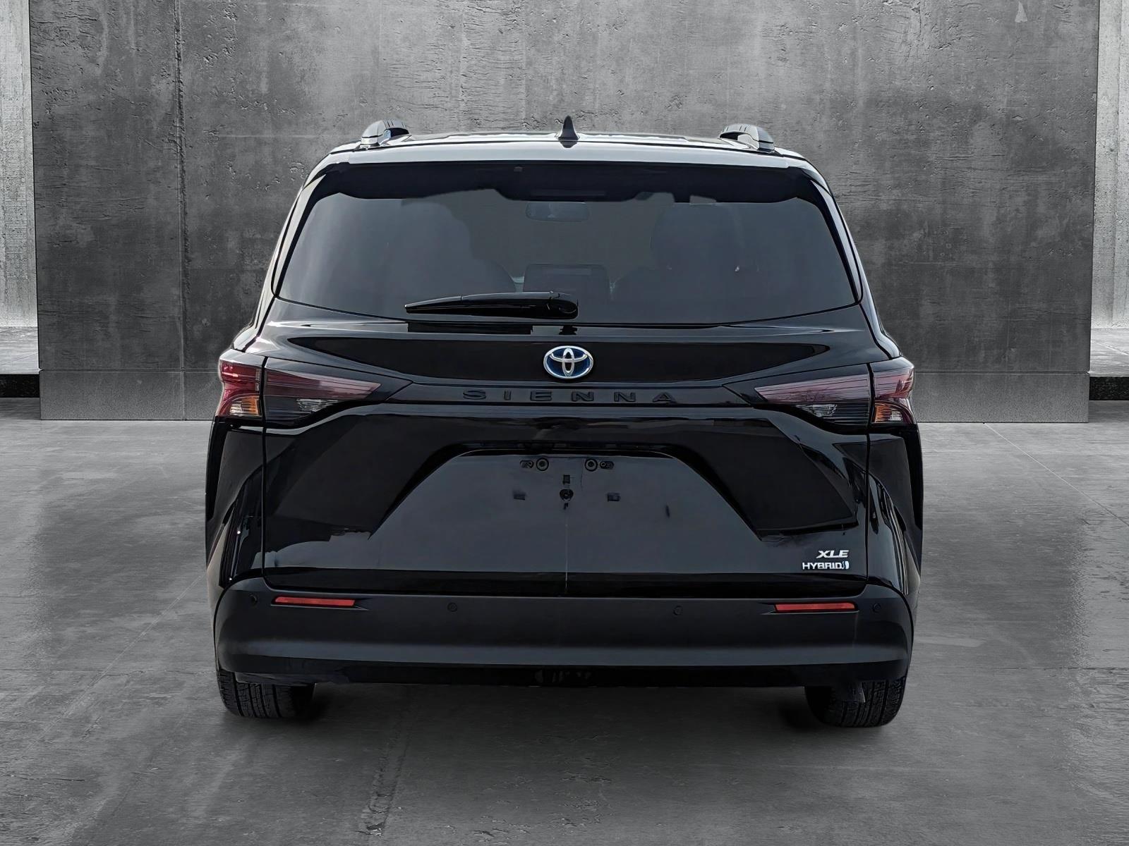 2023 Toyota Sienna Vehicle Photo in Spokane Valley, WA 99212