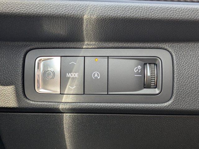 2025 Chevrolet Traverse Vehicle Photo in BRUNSWICK, GA 31525-1881