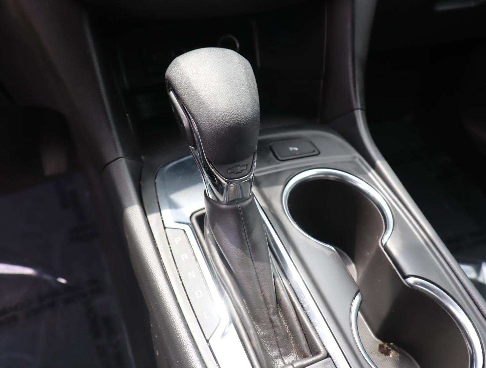 2024 Chevrolet Equinox Vehicle Photo in LOS ANGELES, CA 90007-3794