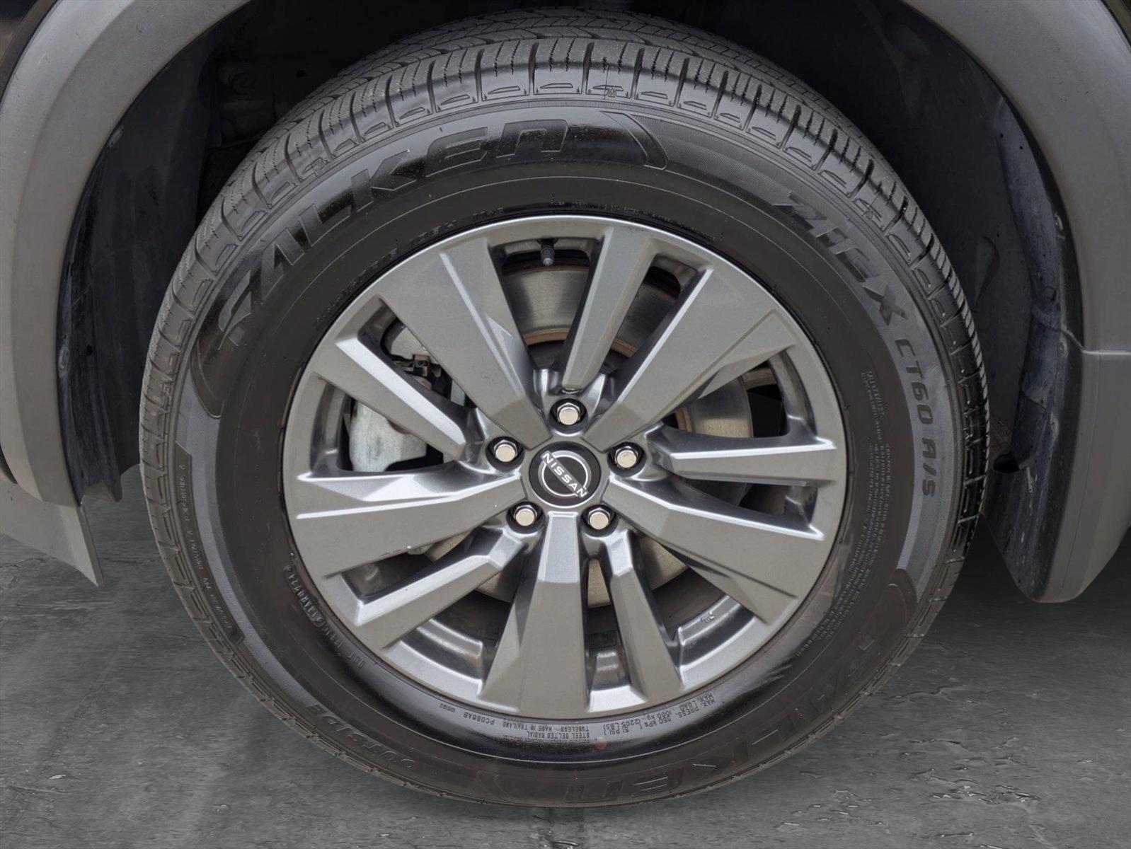 2022 Nissan Pathfinder Vehicle Photo in Tustin, CA 92782