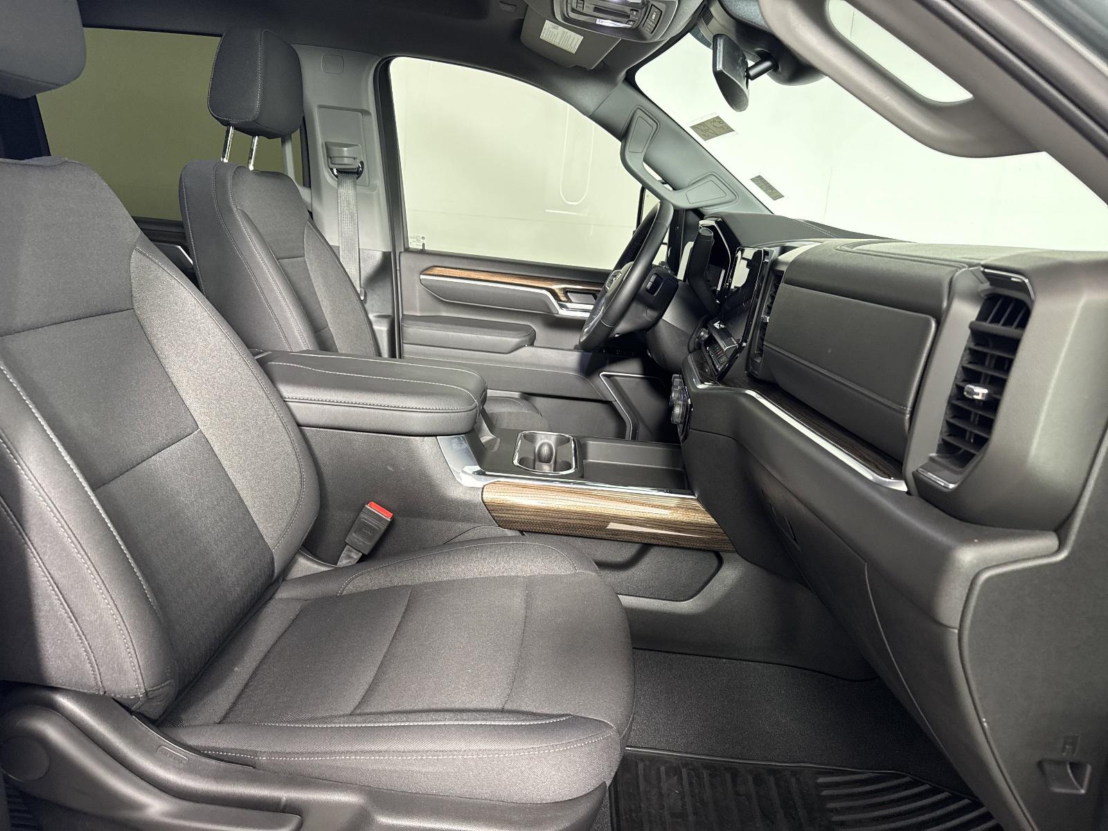 2025 Chevrolet Silverado 2500 HD Vehicle Photo in GEORGETOWN, TX 78626-7508