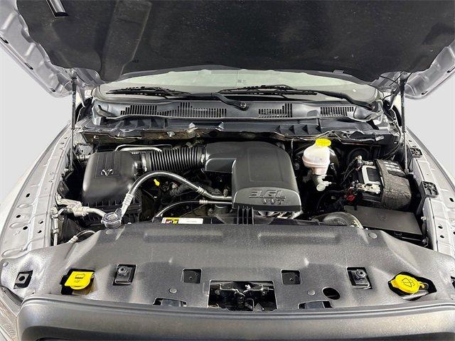 2021 Ram 1500 Classic Vehicle Photo in PUYALLUP, WA 98371-4149