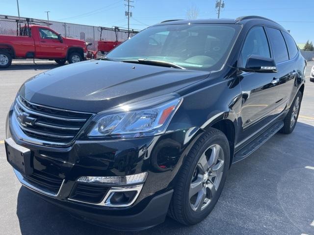 2017 Chevrolet Traverse Vehicle Photo in GREEN BAY, WI 54304-5303