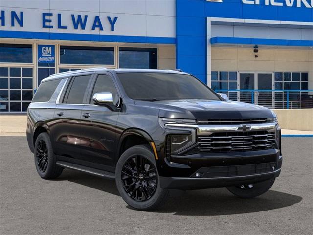 2025 Chevrolet Suburban Vehicle Photo in ENGLEWOOD, CO 80113-6708