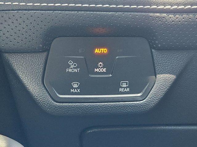 2024 Volkswagen Atlas Vehicle Photo in Decatur, TX 76234