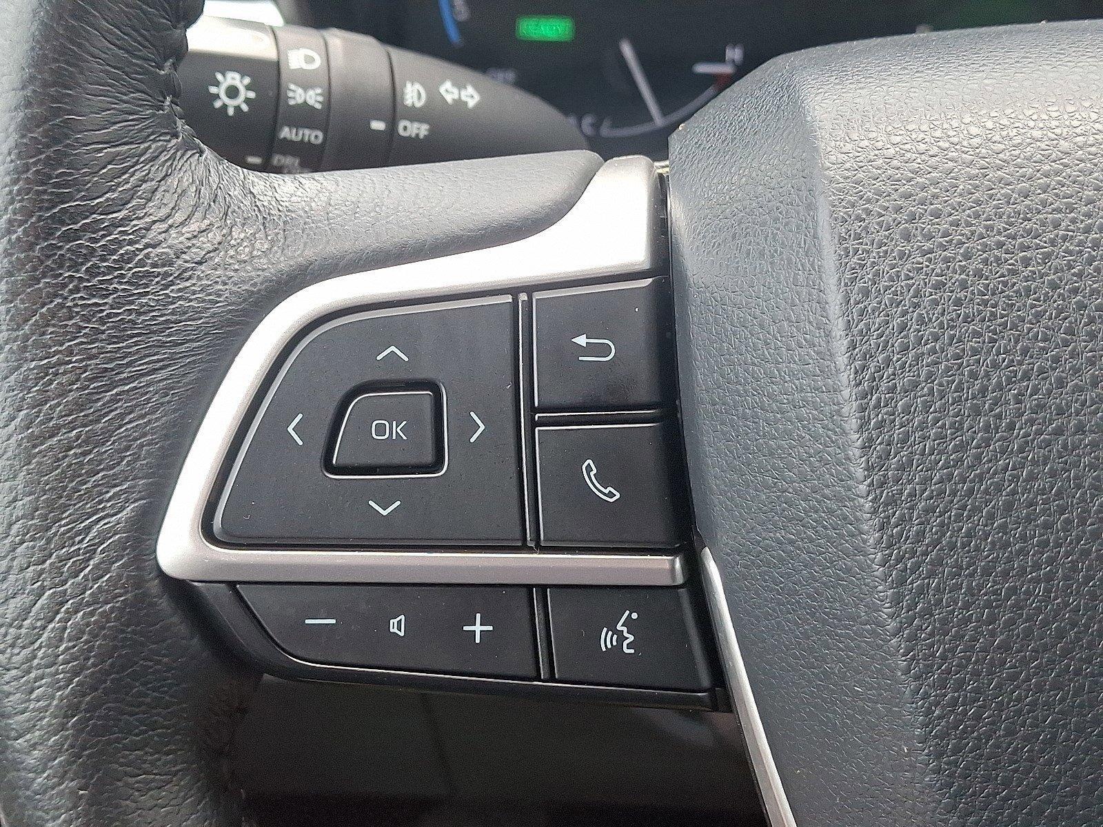 2022 Toyota Sienna Vehicle Photo in Harrisburg, PA 17111