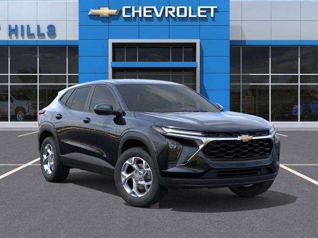 2025 Chevrolet Trax Vehicle Photo in Roslyn, NY 11576