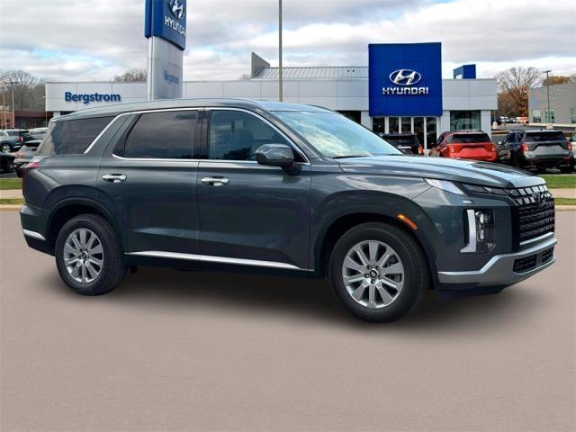 2025 Hyundai PALISADE Vehicle Photo in Green Bay, WI 54304
