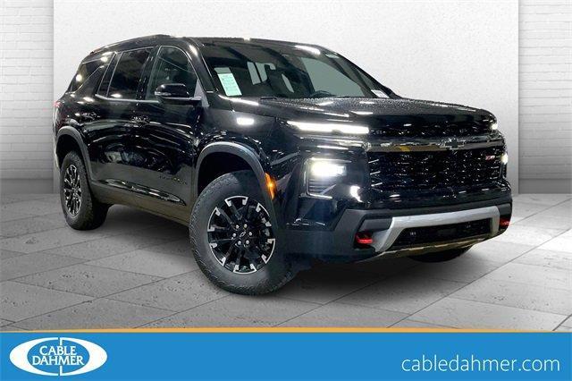 2025 Chevrolet Traverse Vehicle Photo in KANSAS CITY, MO 64114-4502