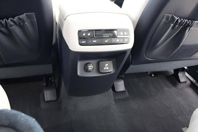2024 Hyundai PALISADE Vehicle Photo in Green Bay, WI 54304