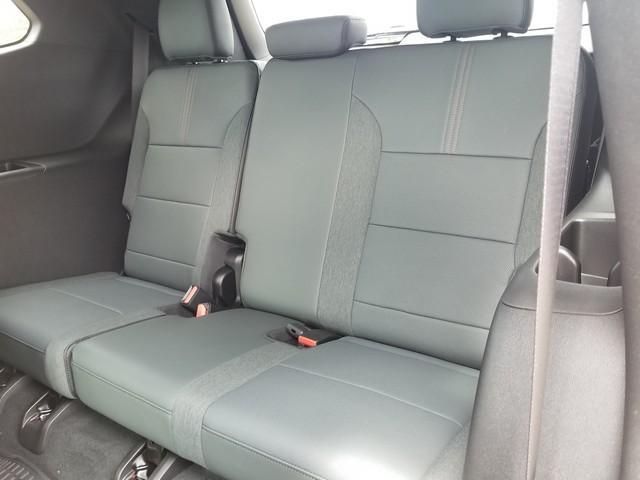 2025 GMC Acadia Vehicle Photo in ELYRIA, OH 44035-6349