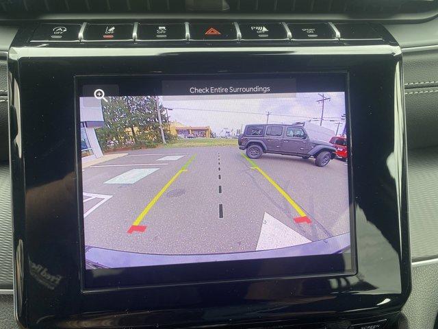 2025 Jeep Grand Cherokee L Vehicle Photo in Doylsetown, PA 18901