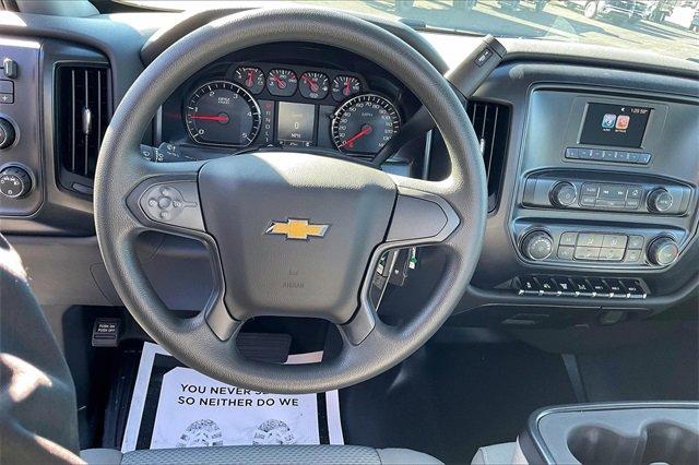 2024 Chevrolet Silverado Chassis Cab Vehicle Photo in INDEPENDENCE, MO 64055-1314