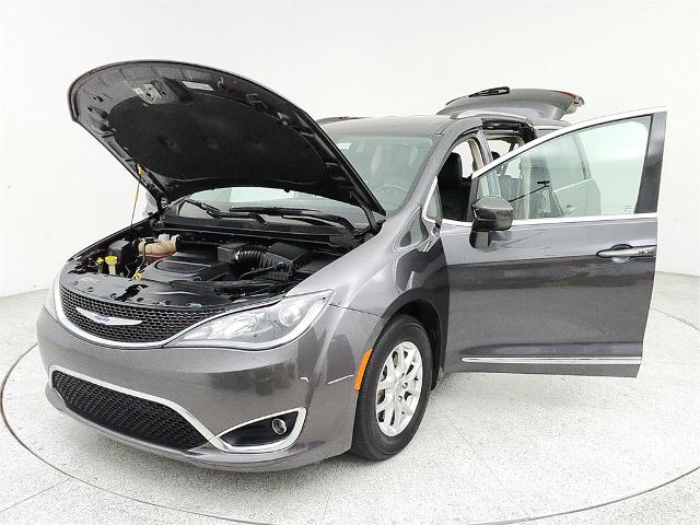 2020 Chrysler Pacifica Vehicle Photo in Grapevine, TX 76051