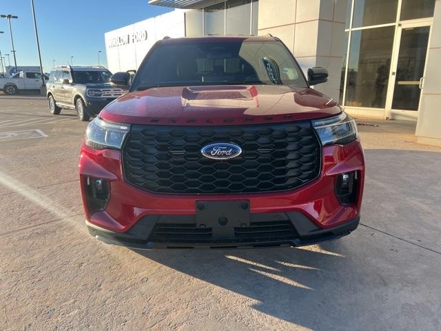 2025 Ford Explorer Vehicle Photo in Winslow, AZ 86047-2439