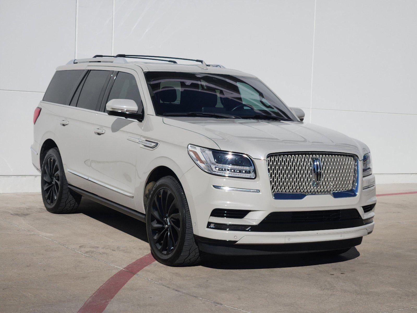 2020 Lincoln Navigator Vehicle Photo in GRAPEVINE, TX 76051-8302