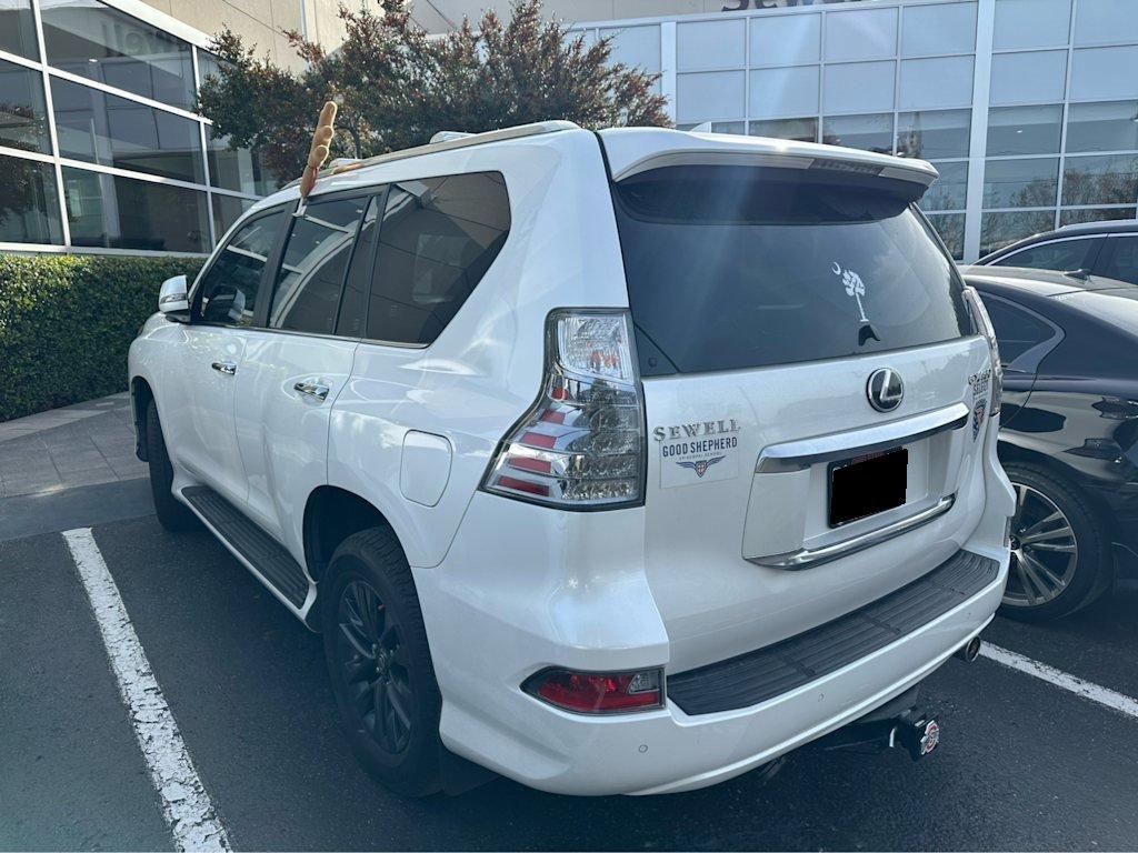 2023 Lexus GX 460 Vehicle Photo in DALLAS, TX 75209