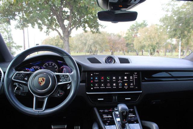 2022 Porsche Cayenne Vehicle Photo in HOUSTON, TX 77090