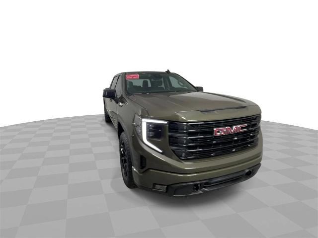 2024 GMC Sierra 1500 Vehicle Photo in GILBERT, AZ 85297-0402