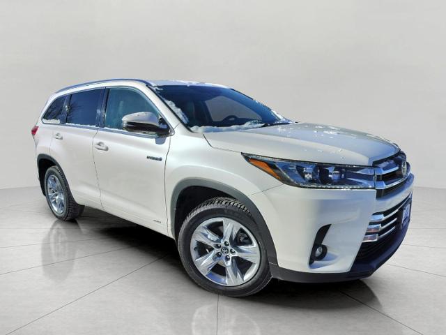 2019 Toyota Highlander Vehicle Photo in Appleton, WI 54914