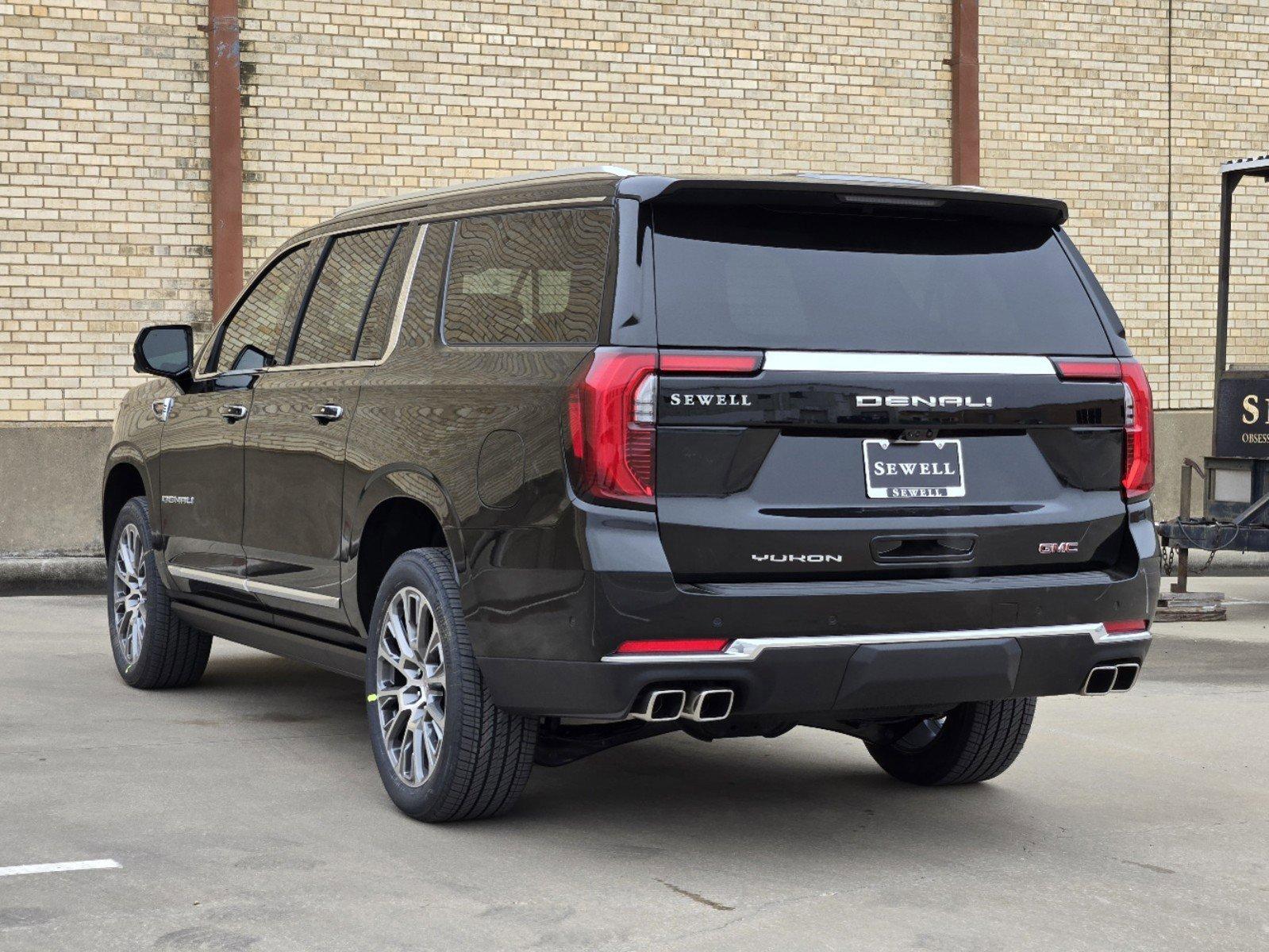 2025 GMC Yukon XL Vehicle Photo in DALLAS, TX 75209-3016