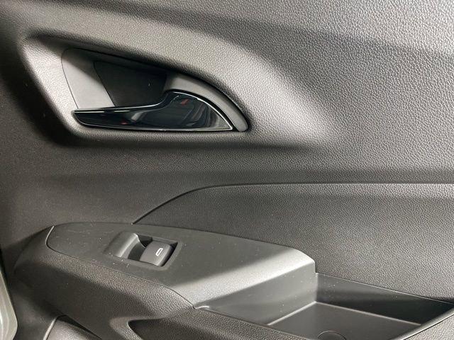2025 Chevrolet Trax Vehicle Photo in PHOENIX, AZ 85014-3381