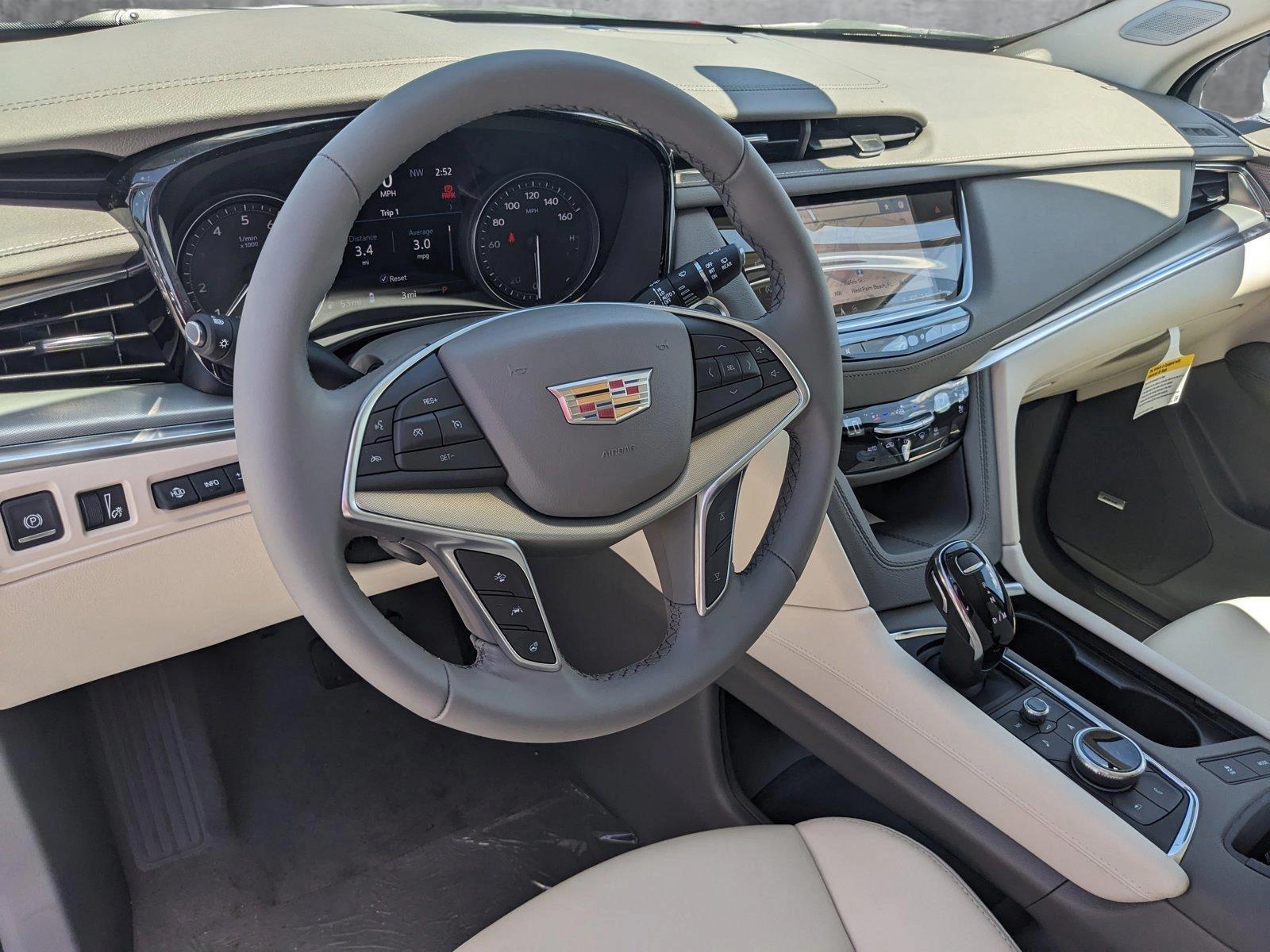 2024 Cadillac XT5 Vehicle Photo in WEST PALM BEACH, FL 33407-3296