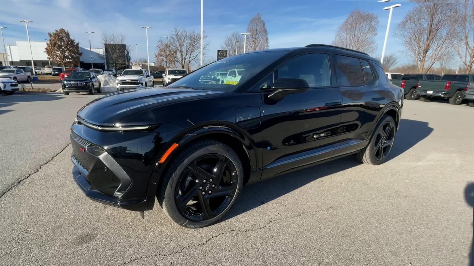 2025 Chevrolet Equinox EV Vehicle Photo in BENTONVILLE, AR 72712-4322