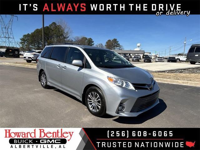 2020 Toyota Sienna Vehicle Photo in ALBERTVILLE, AL 35950-0246