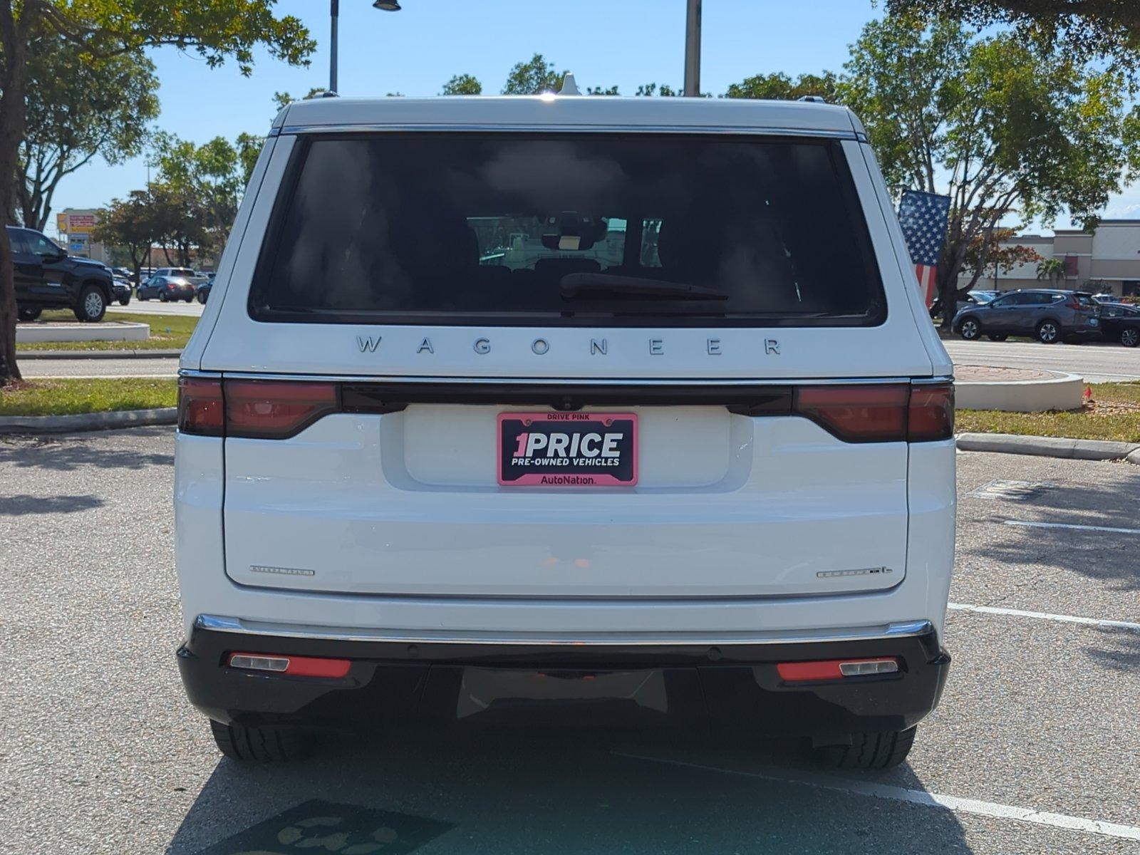 2023 Jeep Wagoneer L Vehicle Photo in Ft. Myers, FL 33907