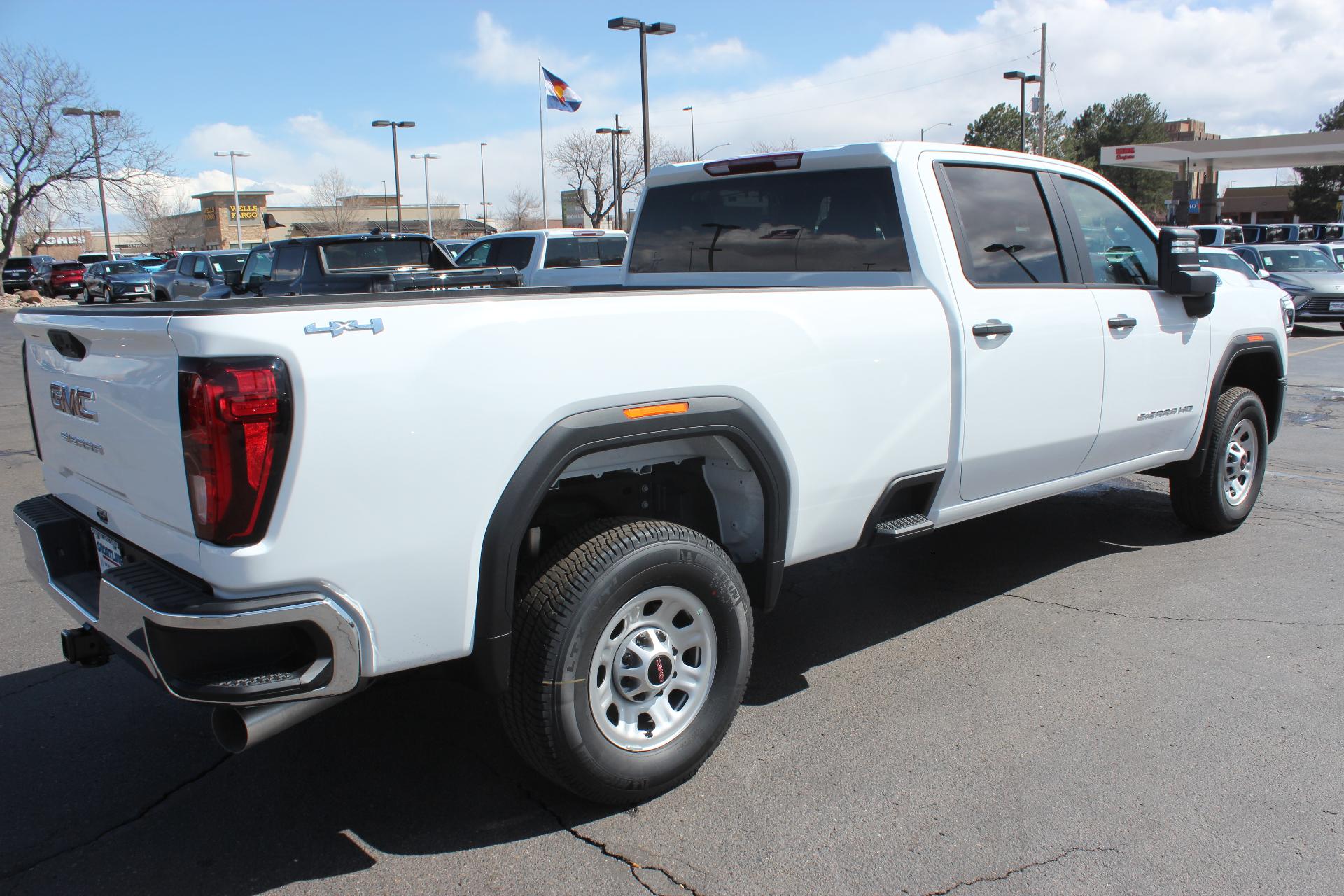2025 GMC Sierra 3500 HD Vehicle Photo in AURORA, CO 80012-4011