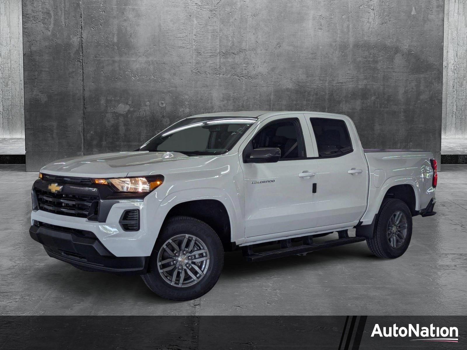 2025 Chevrolet Colorado Vehicle Photo in PEMBROKE PINES, FL 33024-6534