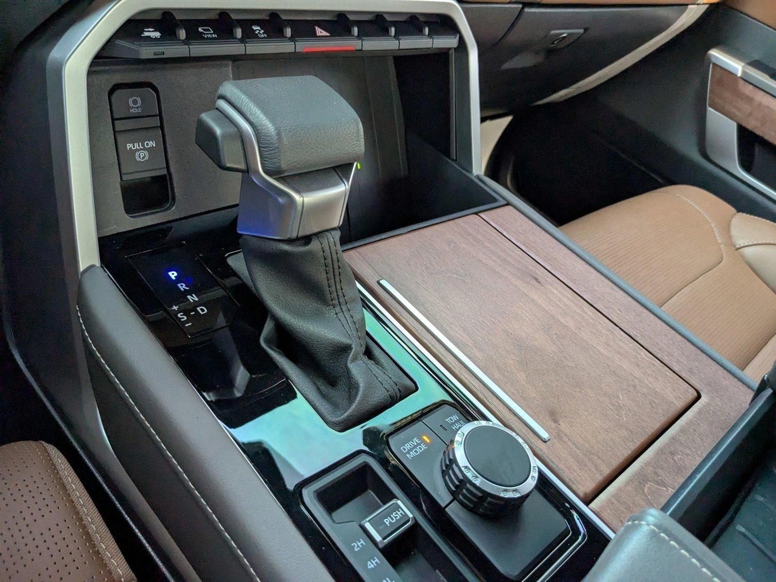 2024 Toyota Tundra 4WD Vehicle Photo in St. Petersburg, FL 33713