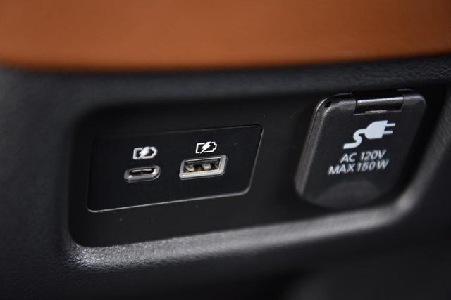 2025 Nissan Pathfinder Vehicle Photo in Ballwin, MO 63011