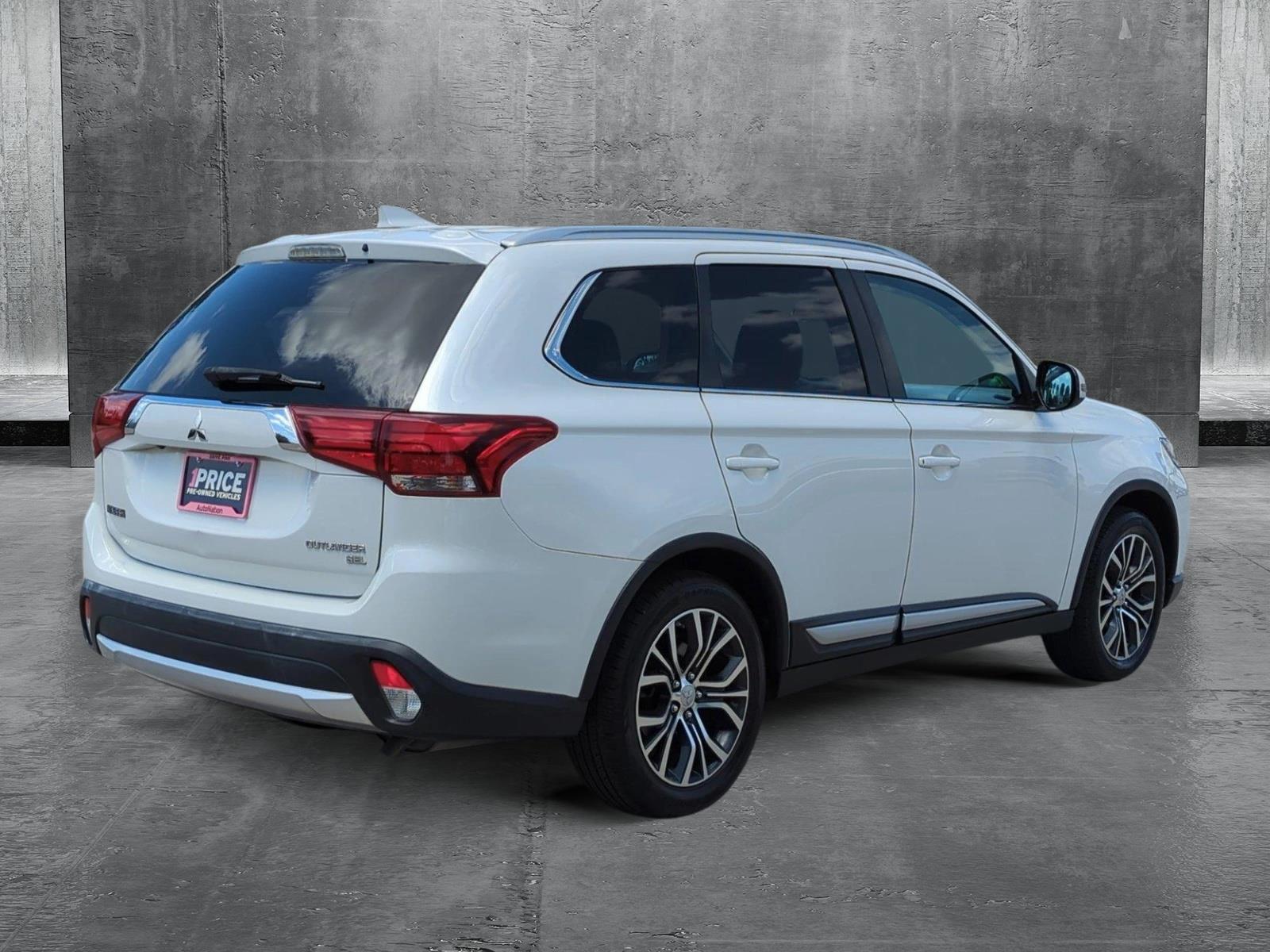 2019 Mitsubishi Outlander Vehicle Photo in Margate, FL 33063