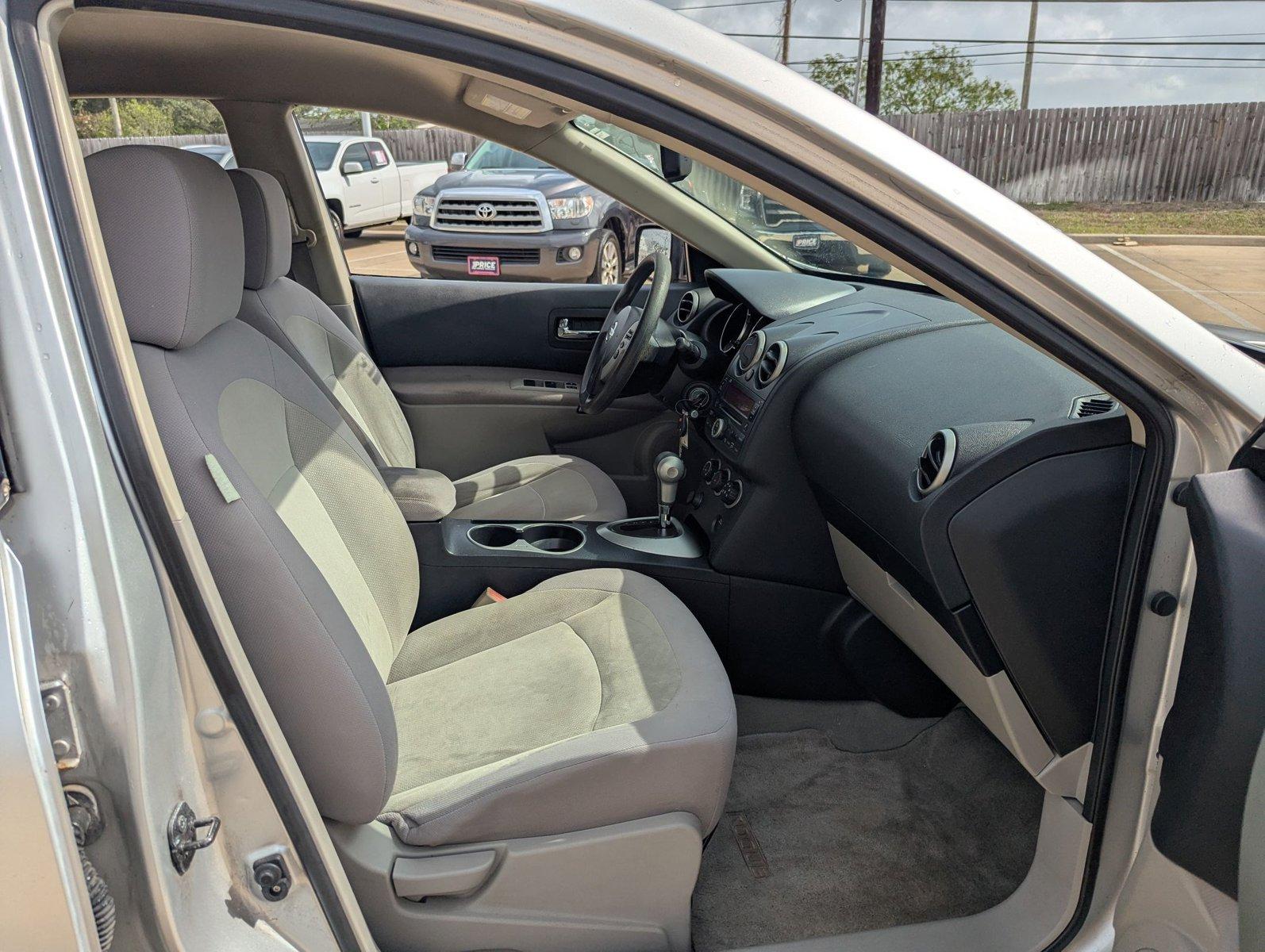 2010 Nissan Rogue Vehicle Photo in CORPUS CHRISTI, TX 78412-4902