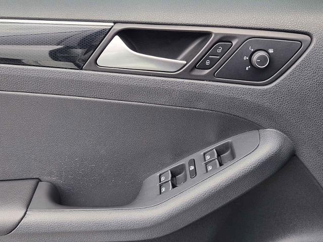 2017 Volkswagen Jetta Vehicle Photo in DALLAS, TX 75209