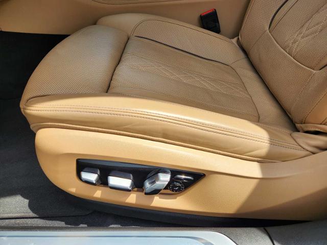 2022 BMW 740i Vehicle Photo in PLANO, TX 75024