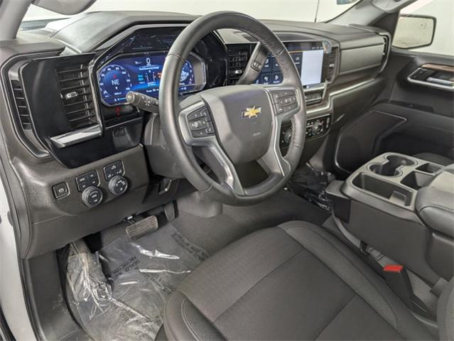 2023 Chevrolet Silverado 1500 Vehicle Photo in ENGLEWOOD, CO 80113-6708